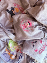 Carica l&#39;immagine nel visualizzatore di Gallery, FELPETTA AMICHEVOLE, NON TUA AMICA 👧🏻
